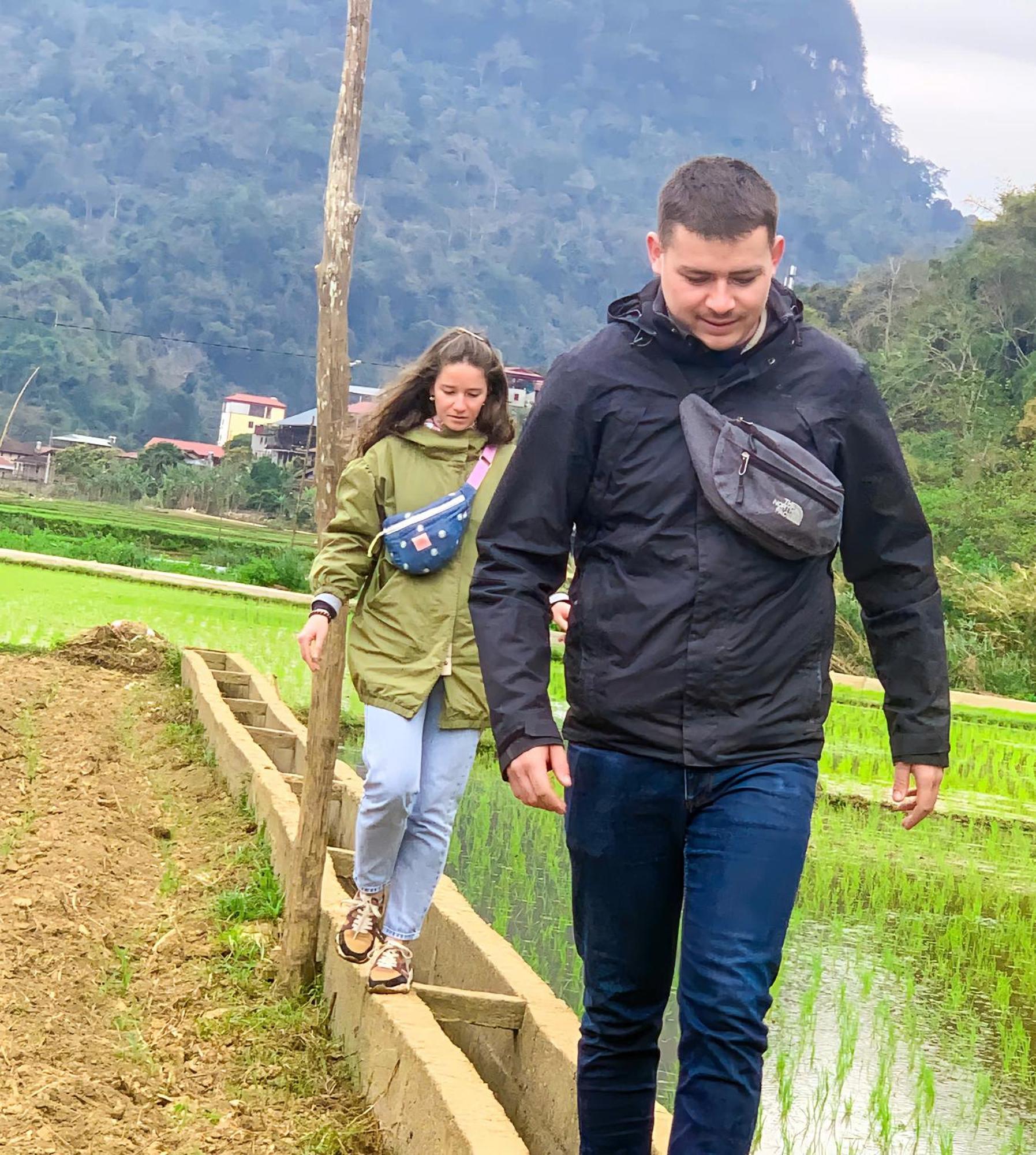 Duy Tuyen Ba Be Homestay Free Bbq Bac Kan Bagian luar foto